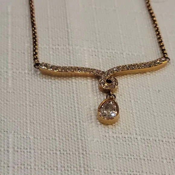 Michael Kors Rose Gold Bar Necklace with Clear Teardrop Crystal - Picture 1 of 5